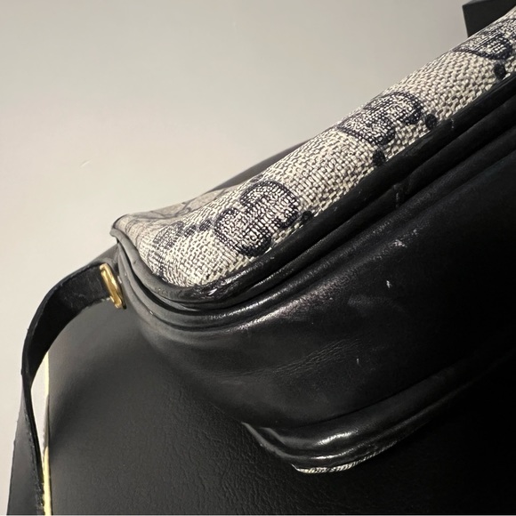 Authentic PVC Leather GG shoulder bag - Picture 13 of 16
